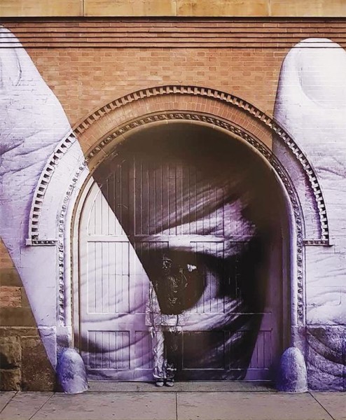 Liu Bolin… l’uomo invisibile