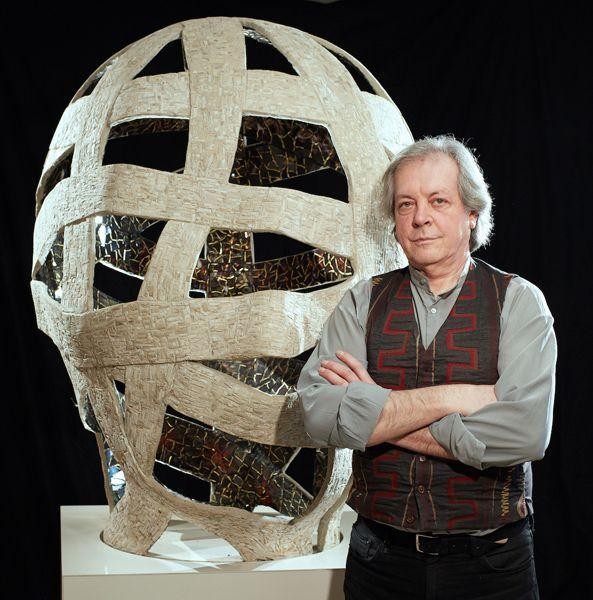 Nel segno della Musa -“Ritratti d’artista” Maestri del ‘900 Marco Bravura: quando l'arte musiva incontra la scultura. E l'opera diventa un inno alla bellezza