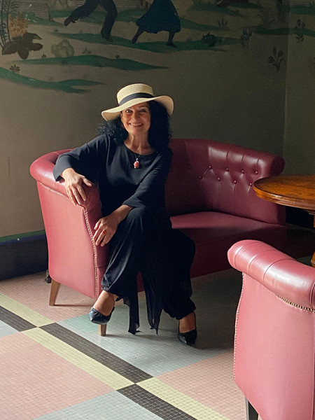 Consigli di lettura - Laila Scorcelletti ed il suo saggio/denuncia.